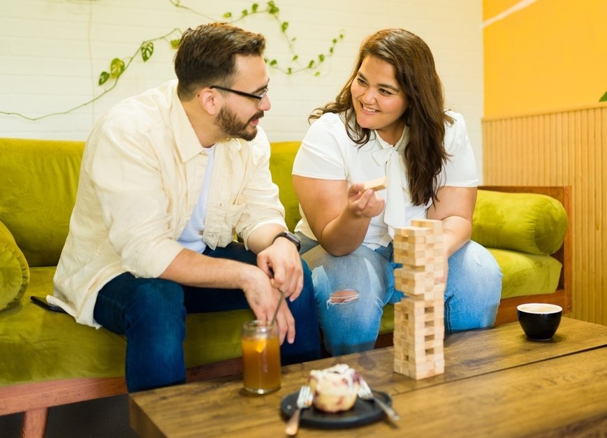 6 fun date ideas for embracing the great indoors! - Christian Connection dating advice